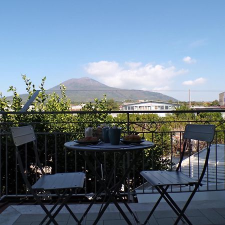 Casa Di Nonna Margherita Trecase Luaran gambar