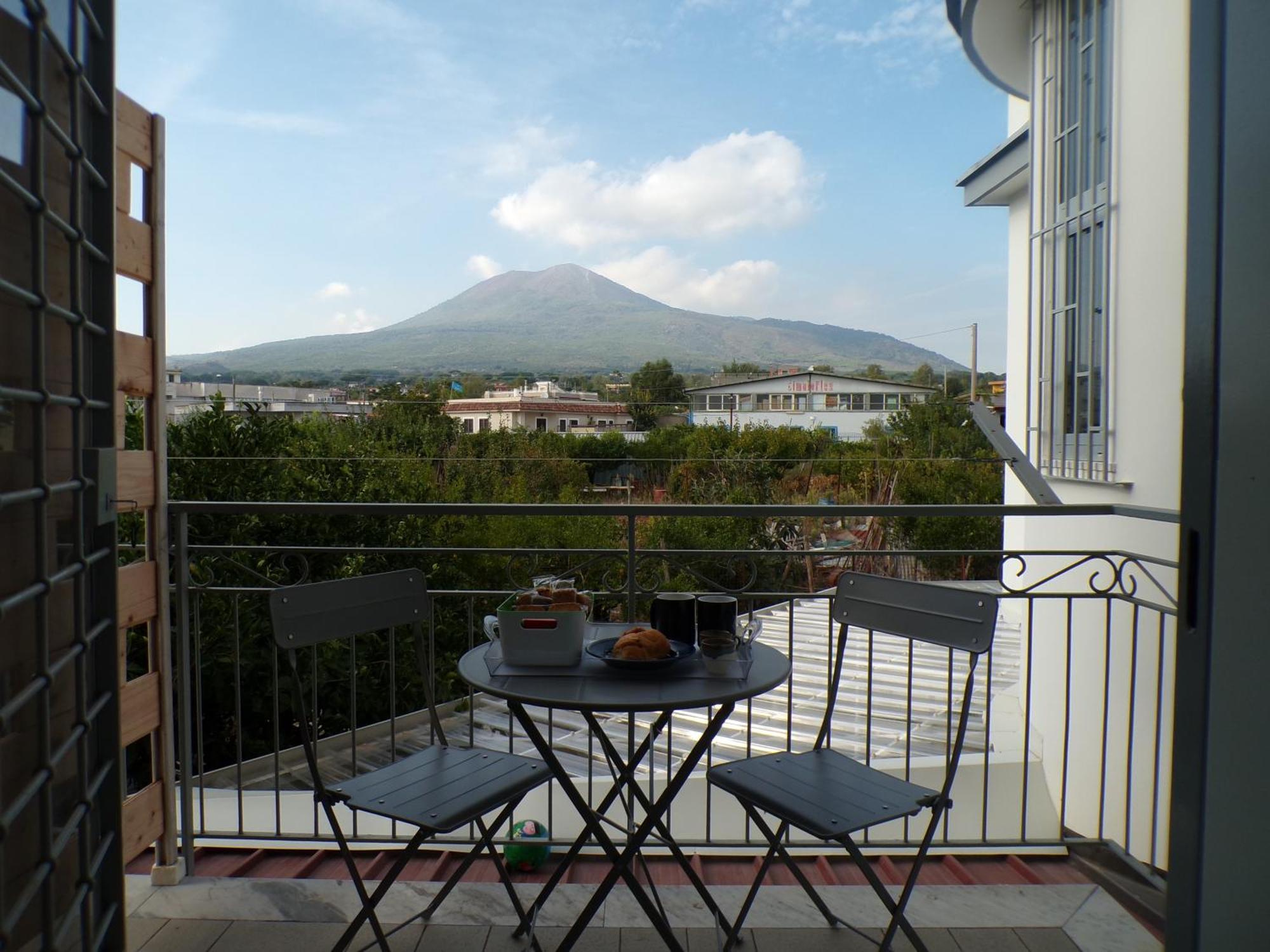 Casa Di Nonna Margherita Trecase Luaran gambar